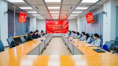 是践行准确政绩不雅、办事国度计谋需求、帮力